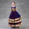 Colores Oro Azul Real Borgoña Vestidos para niñas 2018 A-Line / Princess Scoop Escote Sin Mangas Lentejuelas La altura del tobillo Ruffle Vestidos para bodas