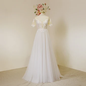 Abordable Ivoire Robe De Mariée 2018 Princesse V Cou Manches Courtes Dos Nu Appliques En Dentelle Longue Volants