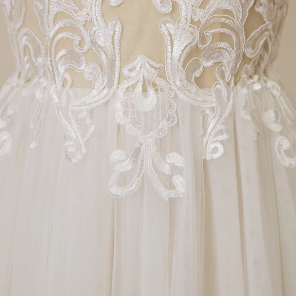 Affordable Ivory Wedding Dresses 2018 A-Line / Princess V-Neck Short Sleeve Backless Appliques Lace Floor-Length / Long Ruffle