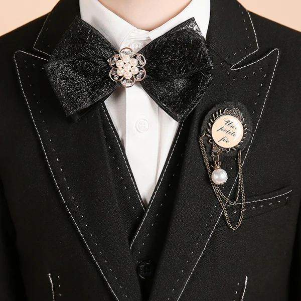 Luxury / Gorgeous Black Boys Wedding Suits Pearl Rhinestone Tie Body Jewellery 2018