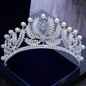 Piękne Srebrny Perła Rhinestone Tiara 2018 Metal Ślub Akcesoria