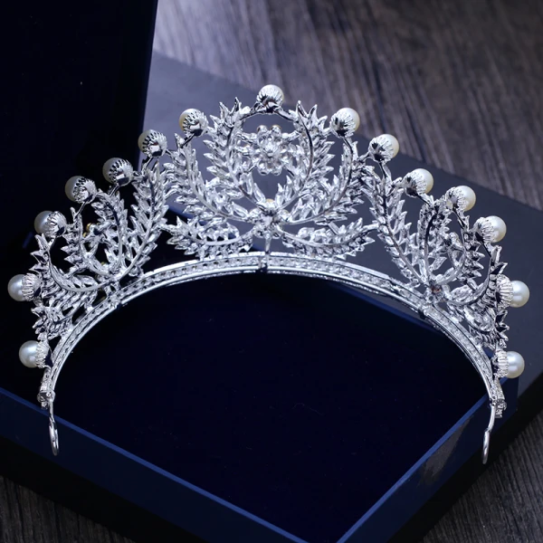 Fine Sølv Perle Rhinestone Tiara 2018 Metall Bryllup Tilbehør