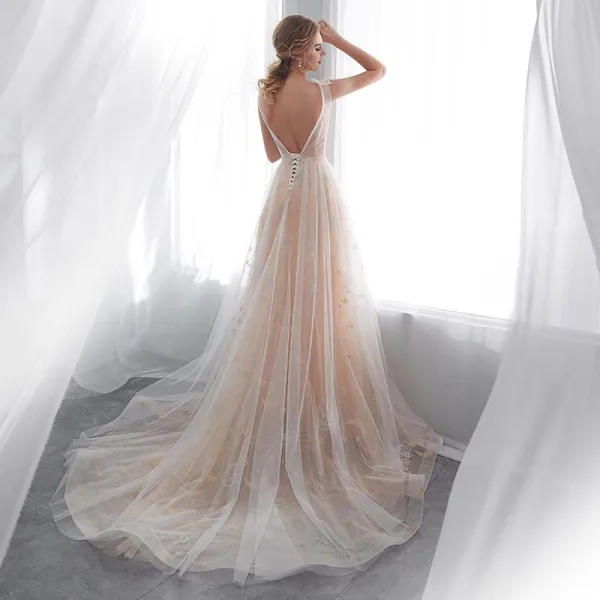 Remise Champagne Transparentes Robe De Mariée 2018 Princesse Encolure Dégagée Sans Manches Dos Nu Étoile Appliques En Dentelle Noeud Ceinture Tribunal Train Volants