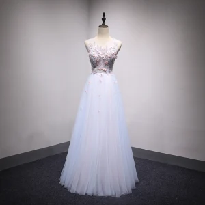 Snygga Fina Himmelsblå Genomskinliga Aftonklänningar 2018 Prinsessa Urringning Ärmlös Pärla Rhinestone Kristall Appliqués Spets Långa Ruffle Halterneck Formella Klänningar