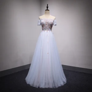 Snygga Fina Himmelsblå Aftonklänningar 2018 Prinsessa Av Axeln Korta Ärm Appliqués Spets Pärla Rhinestone Kristall Långa Ruffle Halterneck Formella Klänningar