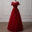 Chic / Beautiful Burgundy Evening Dresses  2018 A-Line / Princess Scoop Neck Short Sleeve Appliques Lace Pearl Floor-Length / Long Ruffle Backless Formal Dresses