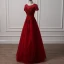 Chic / Beautiful Burgundy Evening Dresses  2018 A-Line / Princess Scoop Neck Short Sleeve Appliques Lace Pearl Floor-Length / Long Ruffle Backless Formal Dresses