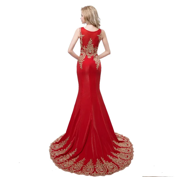 Chic / Beautiful Red Evening Dresses 2018 Trumpet / Mermaid Scoop Neck Sleeveless Gold Appliques Lace Rhinestone Sweep Train Ruffle Formal Dresses