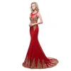 Chic / Beautiful Red Evening Dresses  2018 Trumpet / Mermaid Scoop Neck Sleeveless Gold Appliques Lace Rhinestone Sweep Train Ruffle Formal Dresses