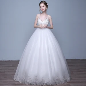 Chic Belle Salle Robe De Mariée 2017 Paillettes En Dentelle Appliques Sans Manches Épaules Longue Blanche Robe Boule
