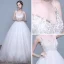 Chic / Belle Salle Robe De Mariée 2017 Paillettes En Dentelle Appliques Sans Manches épaules Longue Blanche Robe Boule
