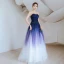 Elegant Mørk Marineblå Gradient-Farge Selskapskjoler 2018 Prinsesse Kjæreste Uten Ermer Appliques Blonder Beading Feie Tog Buste Ryggløse Formelle Kjoler