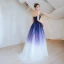 Elegant Mørk Marineblå Gradient-Farge Selskapskjoler 2018 Prinsesse Kjæreste Uten Ermer Appliques Blonder Beading Feie Tog Buste Ryggløse Formelle Kjoler