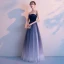 Élégant Bleu Marine Dégradé De Couleur Blanche Robe De Soirée 2018 Princesse Bustier Sans Manches Appliques En Dentelle Perlage Longue Volants Dos Nu Robe De Ceremonie