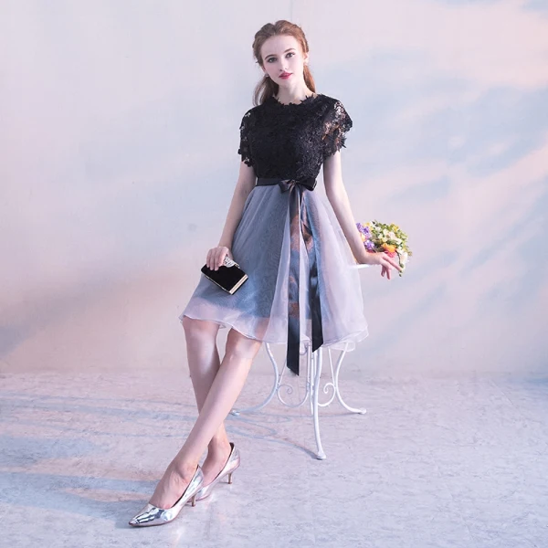 Modern / Fashion Black Homecoming Graduation Dresses 2017 A-Line / Princess Scoop Neck Short Sleeve Sash Short Ruffle Formal Dresses