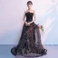 Bling Bling Schwarz Abendkleider 2018 A Linie Bandeau Ärmellos Glanz Pailletten Strass Sweep / Pinsel Zug Rüschen Rückenfreies Festliche Kleider