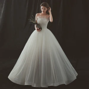 Amazing Unique Ivory Gradient Color Grey Wedding Dresses 2018 Ball Gown Strapless Sleeveless Backless Pearl Floor Length Long Ruffle
