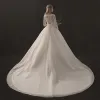 Modest / Simple Ivory Wedding Dresses 2018 A-Line / Princess V-Neck 3/4 Sleeve Appliques Pierced Lace Chapel Train Ruffle
