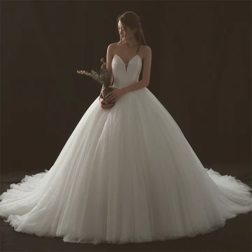 Modest Simple Ivory Wedding Dresses 2018 Ball Gown Sweetheart Sleeveless Backless Cathedral Train Ruffle