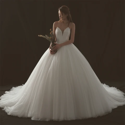 Schlicht Ivory / Creme Brautkleider / Hochzeitskleider 2018 Ballkleid Herz-Ausschnitt Ärmellos Rückenfreies Kathedrale Schleppe Rüschen
