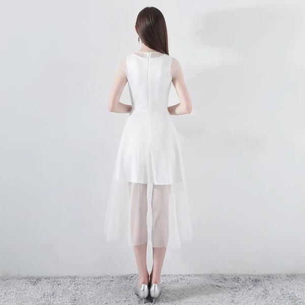 Modest / Simple Summer White Evening Dresses 2018 A-Line / Princess Scoop Neck Cap Sleeves Embroidered Sash Tea-length Formal Dresses