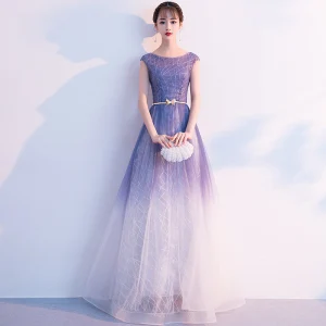 Elegant Purple Gradient Farge Hvit Selskapskjoler 2018 Prinsesse Scoop Halsen Hette Ermer Metall Sash Lange Buste Ryggløse Formelle Kjoler
