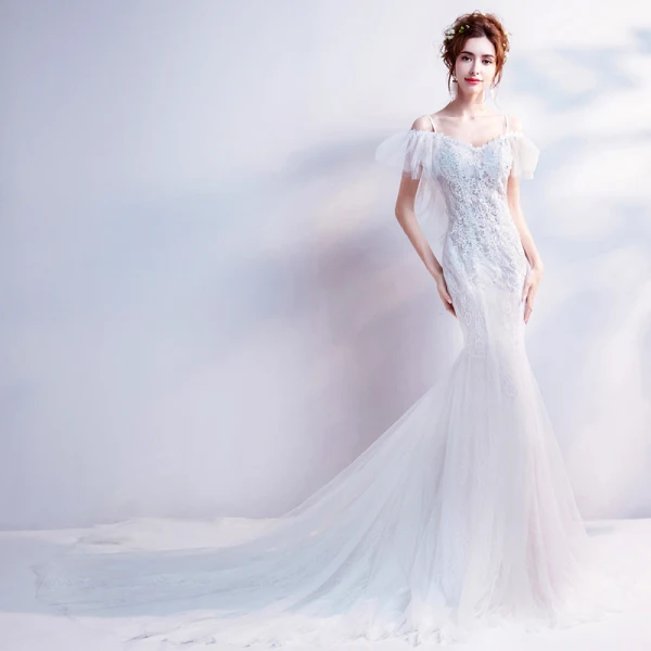 Erschwinglich Weiß Brautkleider / Hochzeitskleider 2018 Meerjungfrau Off Shoulder Spaghettiträger Kurze Ärmel Rückenfreies Applikationen Spitze Perlenstickerei Pailletten Kapelle-Schleppe Rüschen