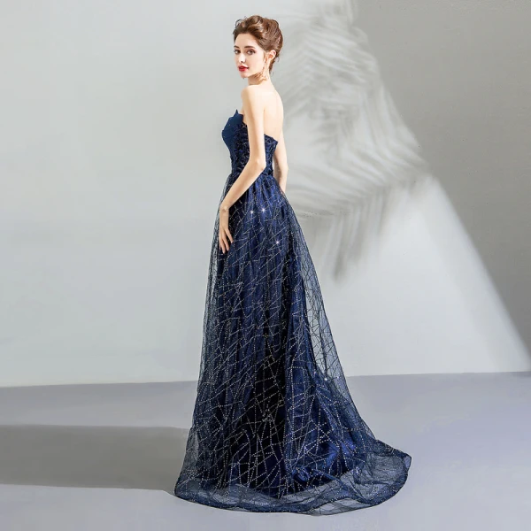 Bling Bling Marineblau Abendkleider 2018 Empire Bandeau Ärmellos Kristall Pailletten Sweep / Pinsel Zug Rüschen Rückenfreies Festliche Kleider