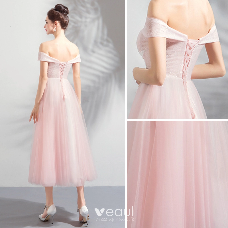 Discount Pearl Pink Homecoming Graduation Dresses 2018 A-Line / Princess Off-The-Shoulder Short Sleeve Appliques Lace Beading Tea-length Ruffle
