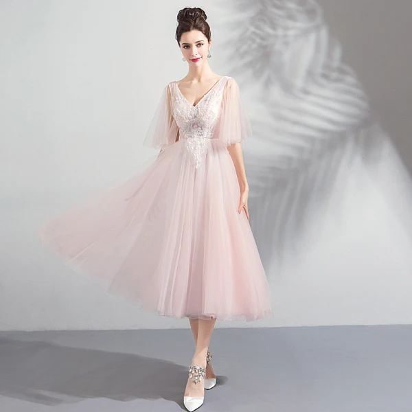 Chic / Beautiful Pearl Pink Homecoming Graduation Dresses 2018 A-Line / Princess V-Neck 1/2 Sleeves Appliques Lace Beading Tea-length Ruffle Backless Formal Dresses