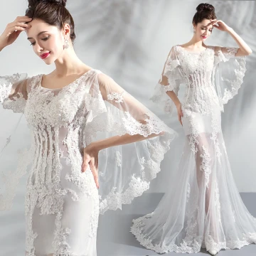 Chic Belle Blanche Plage Robe De Mariée 2018 Trompette Sirène Encolure Dégagée Transparentes Manches Longues Dos Nu Appliques En Dentelle Train De Balayage