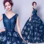 Schöne Marineblau Ballkleider 2018 Ballkleid V-Ausschnitt Ärmellos Perle Schleife Stoffgürtel Drucken Lange Rüschen Rückenfreies Festliche Kleider