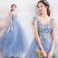 Élégant Bleu Ciel Robe De Bal 2018 Robe Boule V-Cou Sans Manches Appliques Fleur Faux Diamant Cristal Perlage Longue Volants Dos Nu Robe De Ceremonie