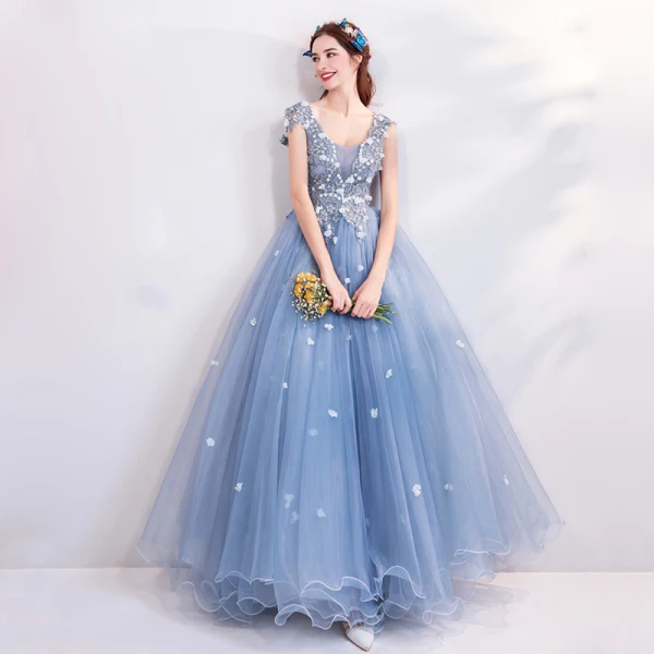 Élégant Bleu Ciel Robe De Bal 2018 Robe Boule V-Cou Sans Manches Appliques Fleur Faux Diamant Cristal Perlage Longue Volants Dos Nu Robe De Ceremonie