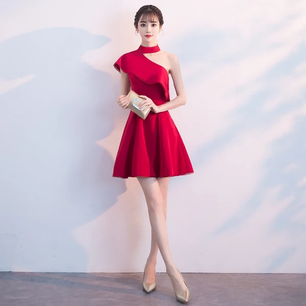 Chic / Beautiful Red Homecoming Graduation Dresses 2018 A-Line / Princess Halter Strapless Sleeveless Short Ruffle Formal Dresses