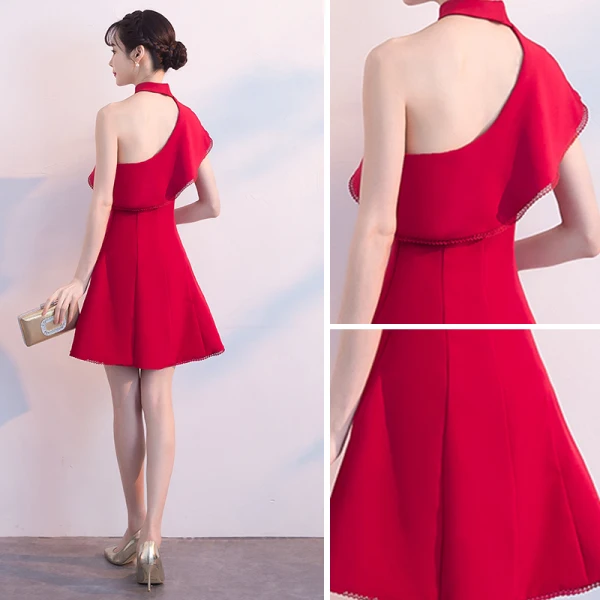 Chic / Beautiful Red Homecoming Graduation Dresses 2018 A-Line / Princess Halter Strapless Sleeveless Short Ruffle Formal Dresses