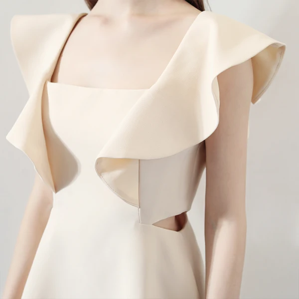 Modest / Simple Champagne Homecoming Graduation Dresses 2018 A-Line / Princess Off-The-Shoulder Short Sleeve Short Ruffle Backless Formal Dresses