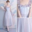 Simple Gris de retour Robe De Graduation 2018 Princesse Encolure Carrée Sans Manches Thé Longueur Volants Dos Nu Robe De Ceremonie