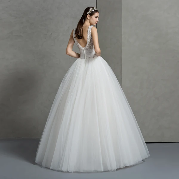 Schöne Ivory / Creme Brautkleider 2018 Ballkleid V-Ausschnitt Ärmellos Rückenfreies Perle Applikationen Mit Spitze Perlenstickerei Lange Rüschen