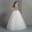 Schöne Ivory / Creme Brautkleider 2018 Ballkleid V-Ausschnitt Ärmellos Rückenfreies Perle Applikationen Mit Spitze Perlenstickerei Lange Rüschen