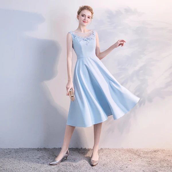 Elegant Sky Blue See-through Homecoming Graduation Dresses 2018 A-Line / Princess Scoop Neck Sleeveless Appliques Lace Pearl Tea-length Ruffle Backless