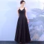 Sexy Schwarz Ballkleider 2018 Empire V-Ausschnitt Spaghettiträger Ärmellos Knöchellänge Rüschen Rückenfreies Festliche Kleider