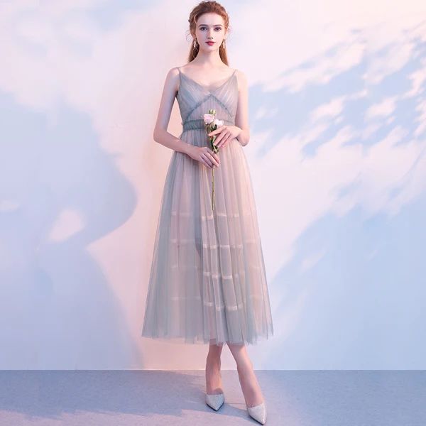 Modest Simple Dark Green Summer Homecoming Graduation Dresses 2018 A Line Princess Spaghetti Straps Sleeveless Tea Length Ruffle Backless Formal Dresses Modest Simple Dark Green Summer Homecoming Graduation Dresses 2018 A Line Princess Spaghetti Straps Sleeveless Tea Length Ruffle Backless Formal Dresses