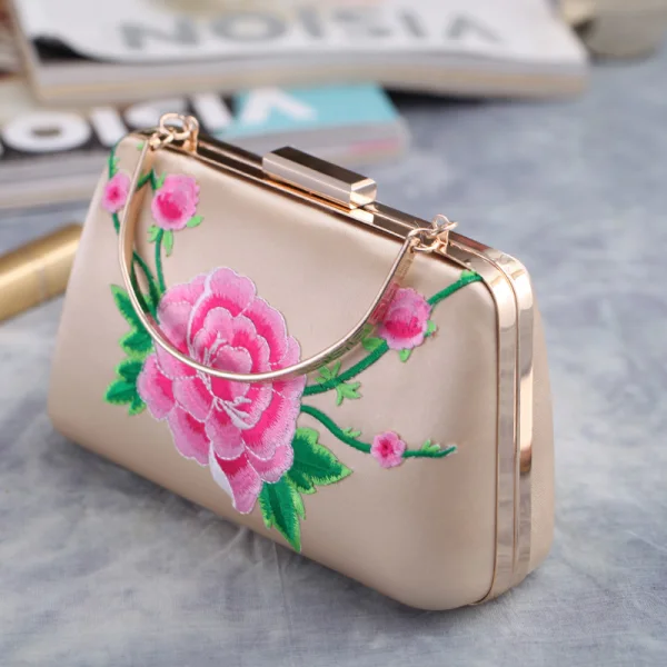 Kinesisk Stil Mörk Marinblå Broderade Blomma Metall Kuvertväska 2018
