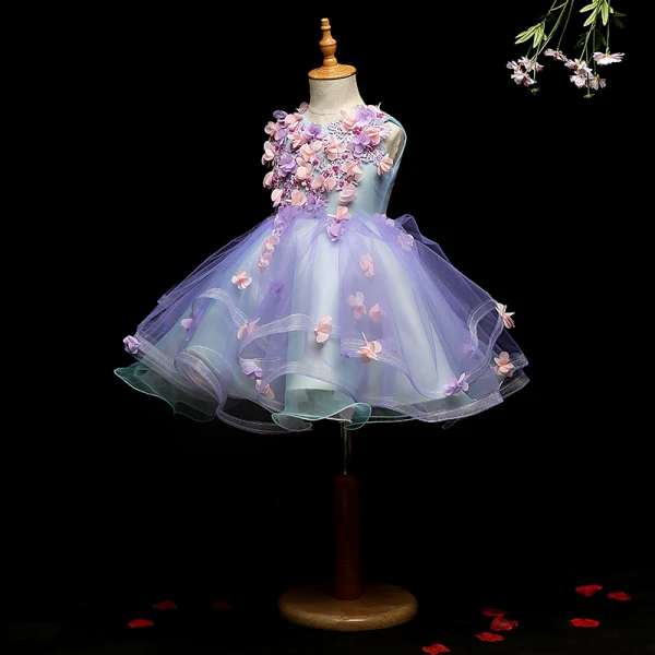 Chic / Belle Lavande Robe Ceremonie Fille 2018 Robe Boule Encolure Dégagée Sans Manches Appliques Fleur Perle Mi-Longues Volants Robe Pour Mariage
