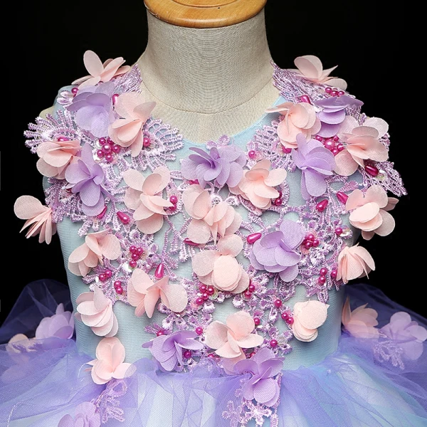Chic / Belle Lavande Robe Ceremonie Fille 2018 Robe Boule Encolure Dégagée Sans Manches Appliques Fleur Perle Mi-Longues Volants Robe Pour Mariage