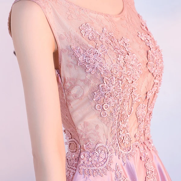 Chic / Belle Rose Bonbon Robe De Soirée 2017 Princesse Encolure Dégagée Sans Manches Appliques En Dentelle Tribunal Train Volants Percé Dos Nu Robe De Ceremonie