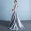 Chic / Belle Gris Robe De Soirée 2017 Princesse V-Cou Sans Manches Appliques Fleur Faux Diamant Paillettes Tribunal Train Volants Dos Nu Robe De Ceremonie