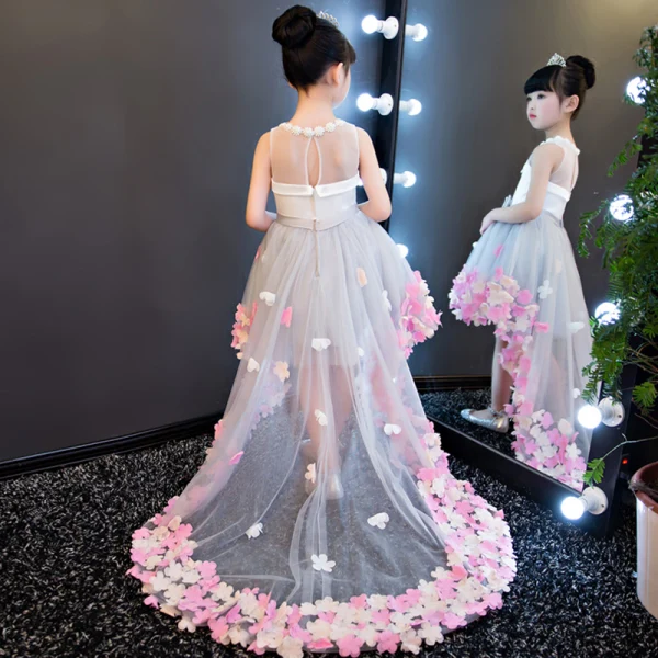 Chic / Belle Gris Transparentes Robe Ceremonie Fille 2018 Princesse Perlage Perle Encolure Dégagée Sans Manches Appliques Fleur Noeud Ceinture Asymétrique Volants Dos Nu Robe Pour Mariage