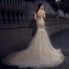 Sjarmerende Champagne Brudekjoler 2018 Trompet / Havfrue Kjæreste Uten Ermer Ryggløse Appliques Blonder Glitter Tyll Chapel Train Buste